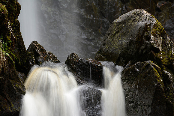 Plodda Falls detail