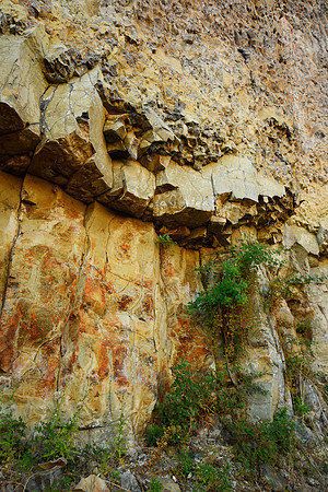 Vertical Pillars