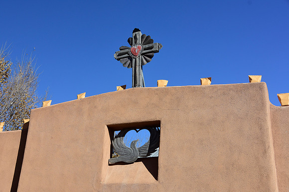Dove and Cross horizontal