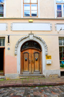 Lions Door